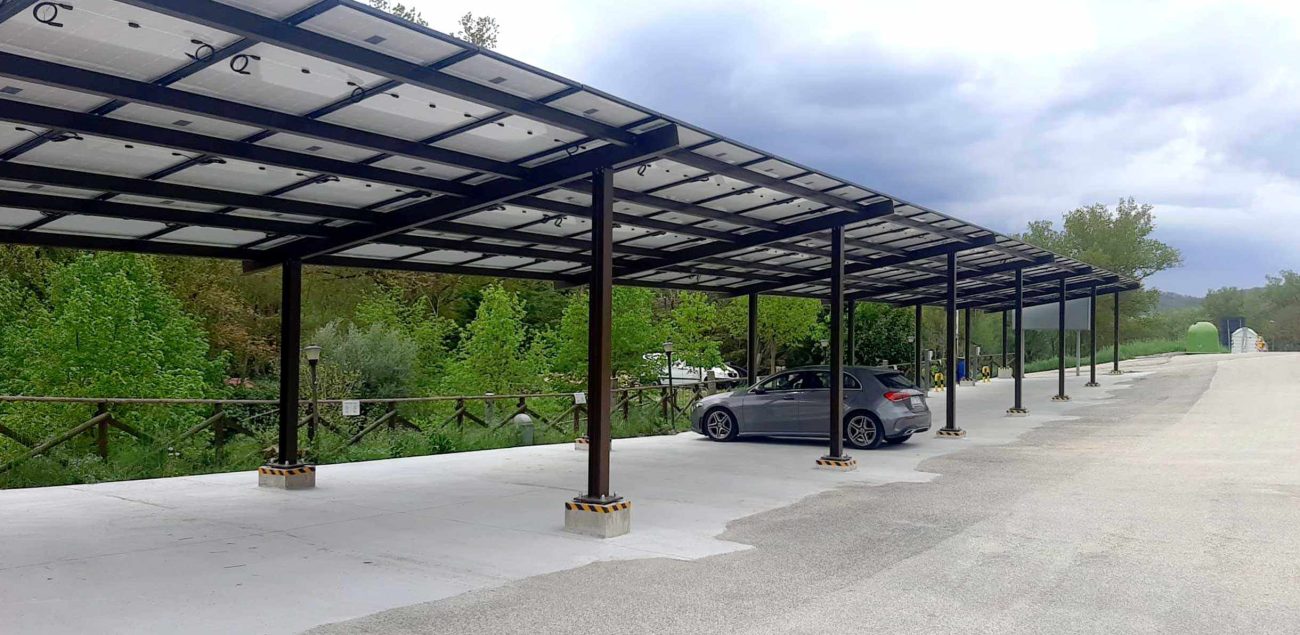 Pens-a-due-montanti_